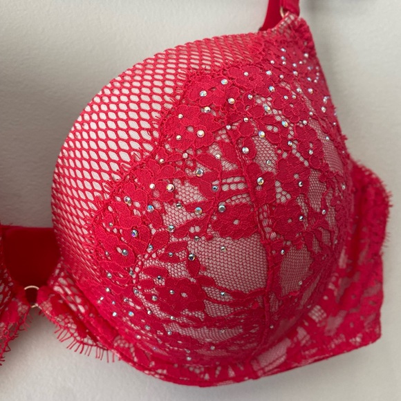 NWOT Victoria secret very sexy push up pigeonnant 38D bra rhinestones/diamonds - Picture 3 of 16